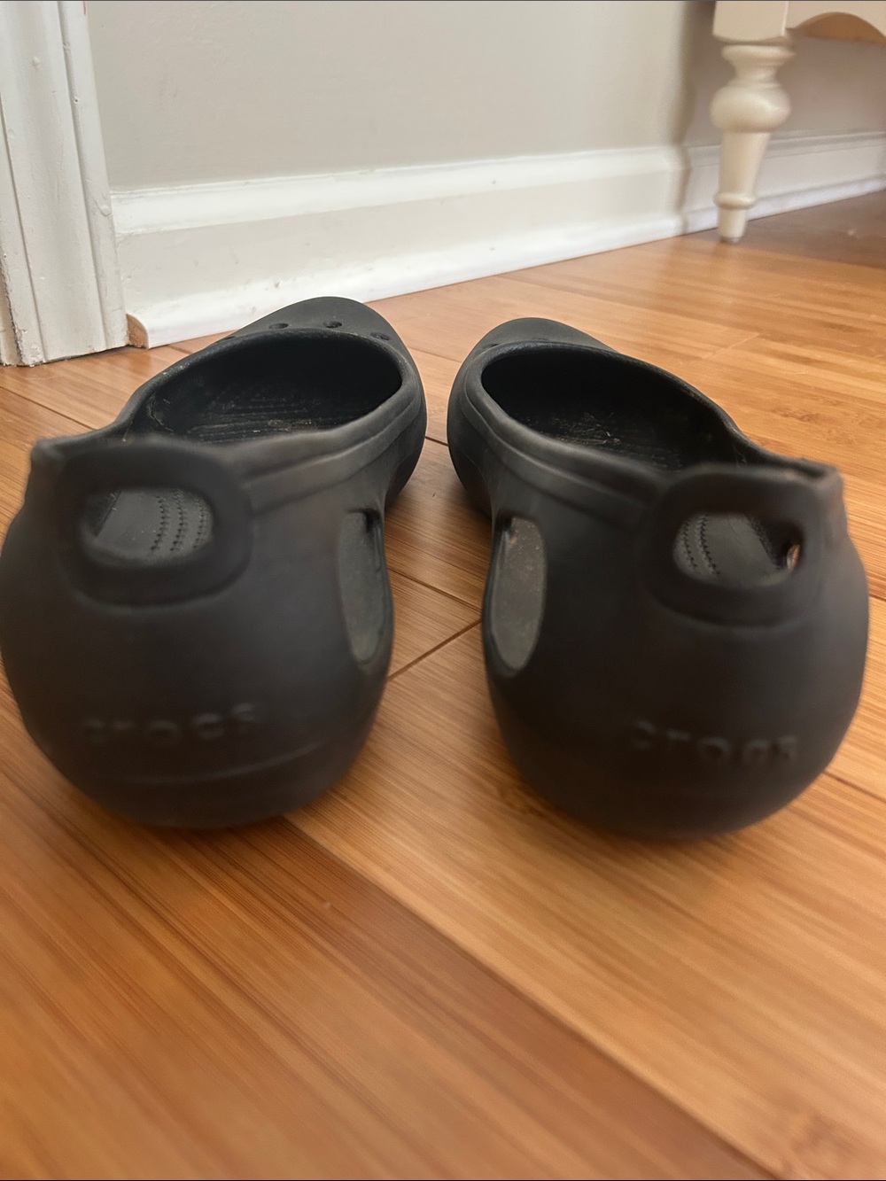 CROCS Women's Black Slip-On Ballet Flats Mary Jane - Picture 2 of 5